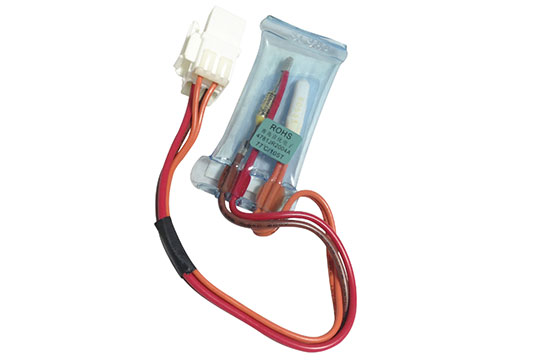 Ремонт с заменой плавкого предохранителя холодильника в Броннице